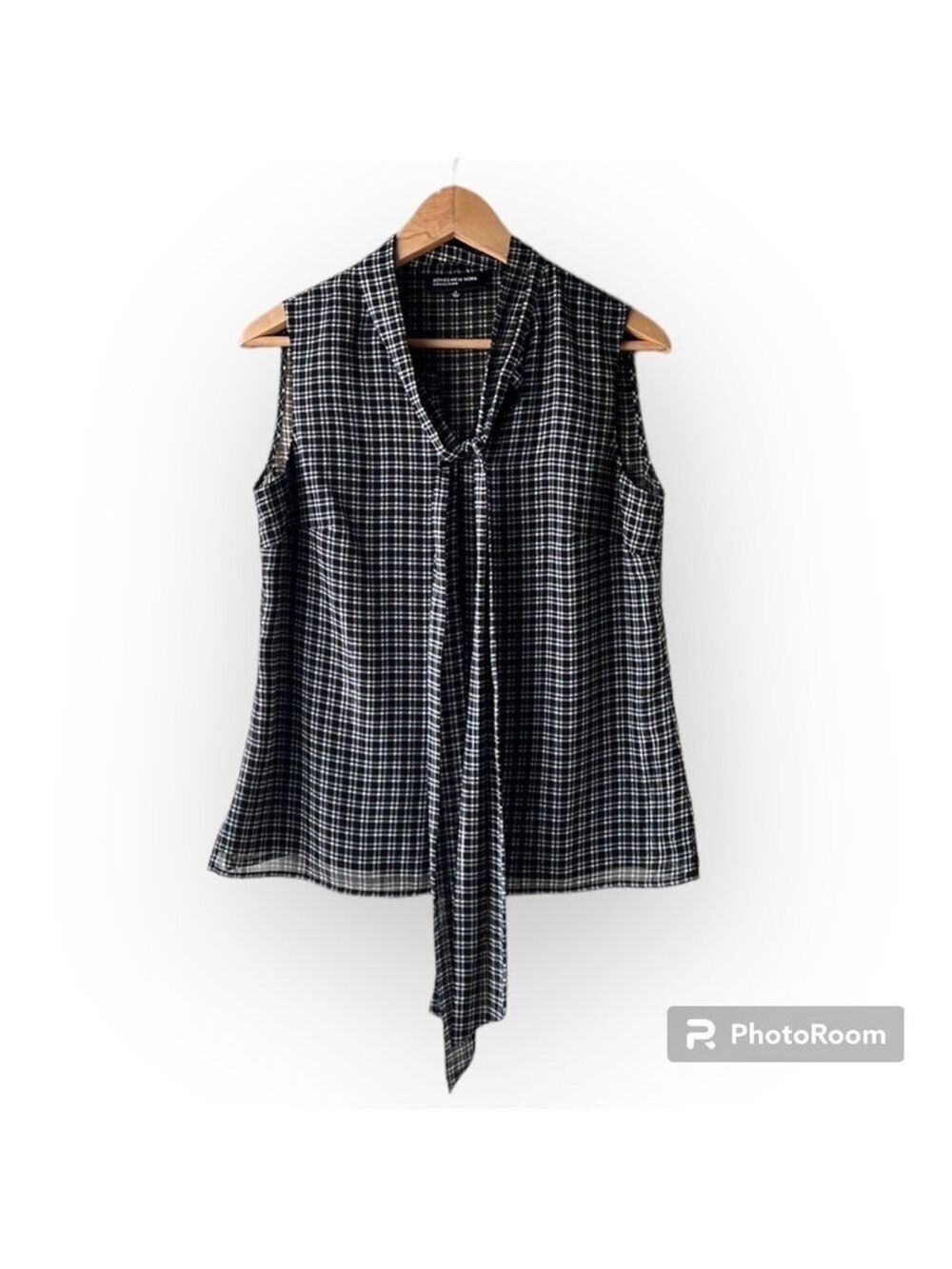 JONES NEW YORK Black & Silver Plaid Sleeveless Blouse Size 4 - Picture 3 of 14